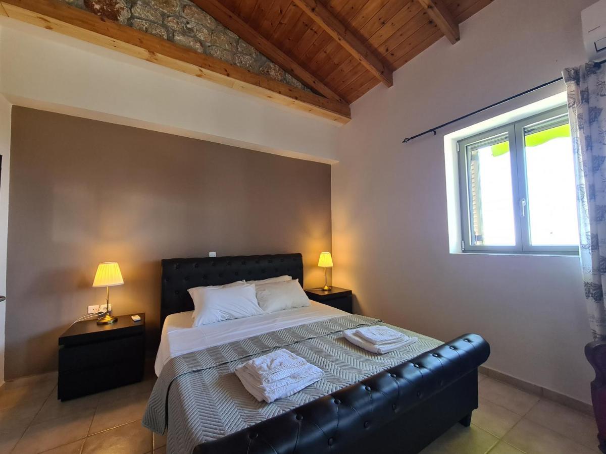 Stoúpa Leopolis Villas מראה חיצוני תמונה