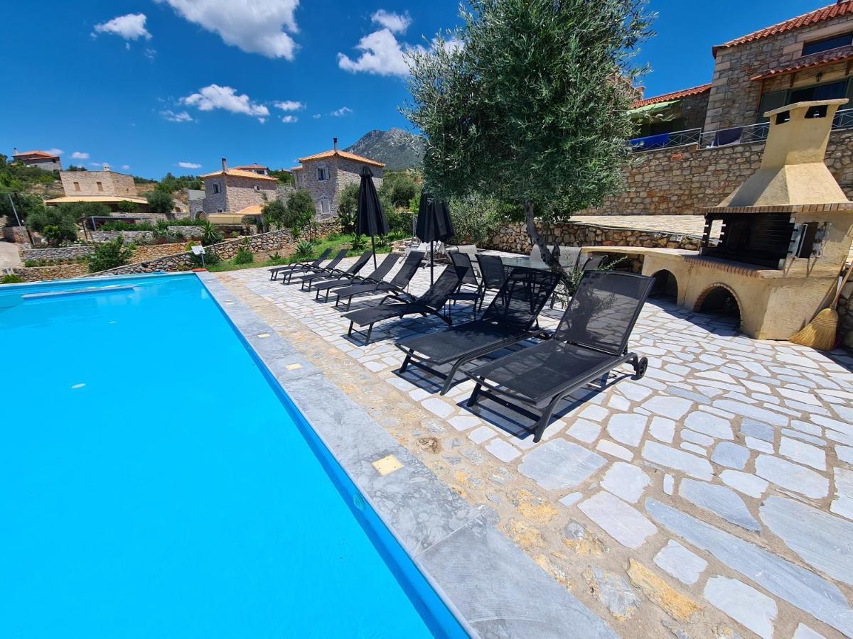 Stoúpa Leopolis Villas מראה חיצוני תמונה