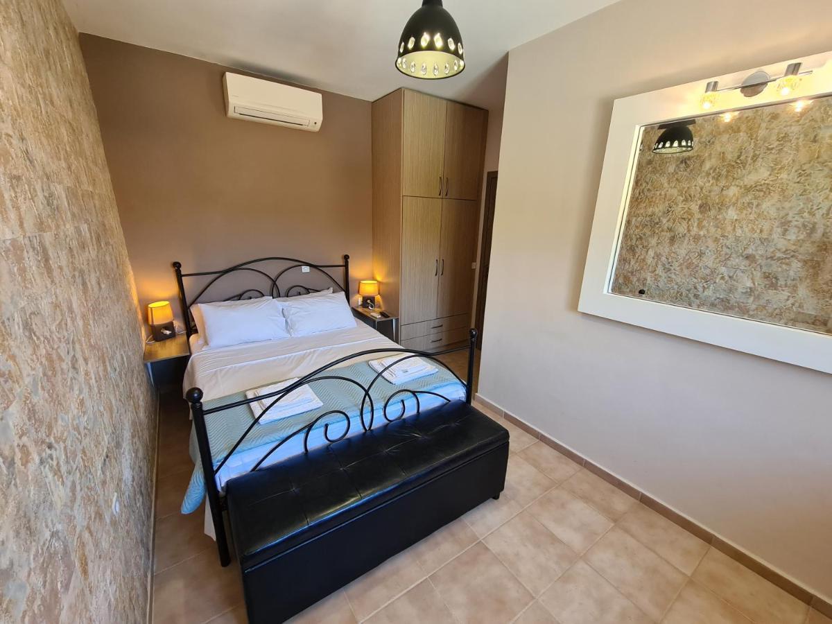 Stoúpa Leopolis Villas מראה חיצוני תמונה