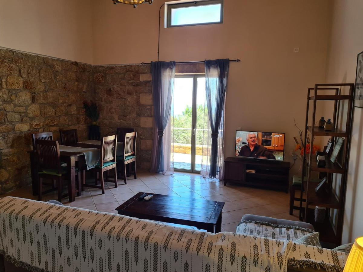 Stoúpa Leopolis Villas מראה חיצוני תמונה